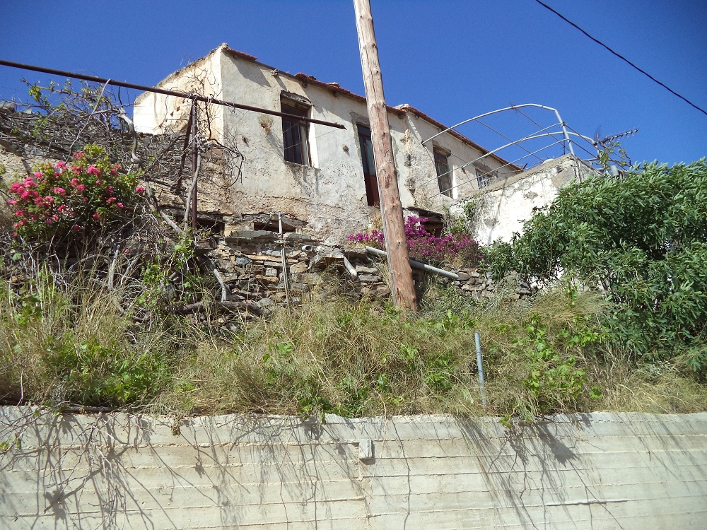 Old house for sale in Kissamos!! Falassarna Real Estate